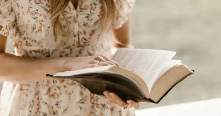 《童話裡的心理學》：8-個童話故事看見自己靈魂的倒影！01